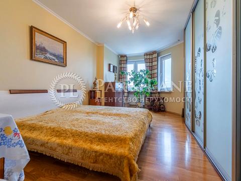 квартира за адресою Любомира Гузара просп. (Космонавта Комарова), 26