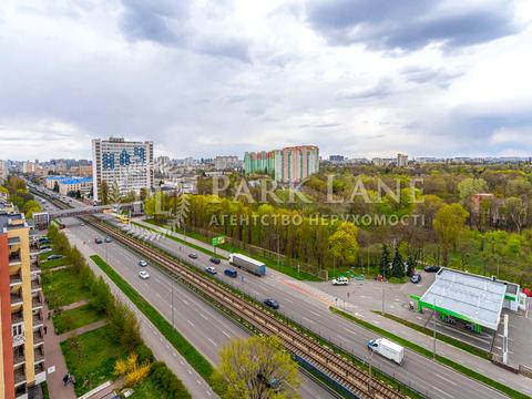 квартира за адресою Любомира Гузара просп. (Космонавта Комарова), 26