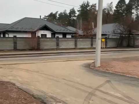 будинок за адресою Успішна