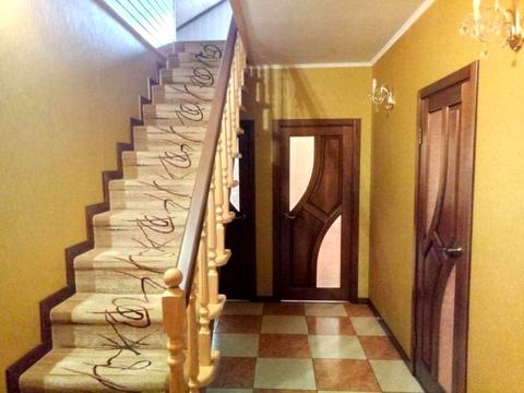 будинок за адресою Молодіжна вул.