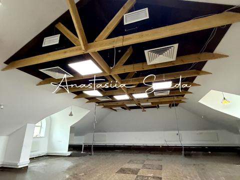 коммерческая по адресу Площа Вокзальна, 2 Н