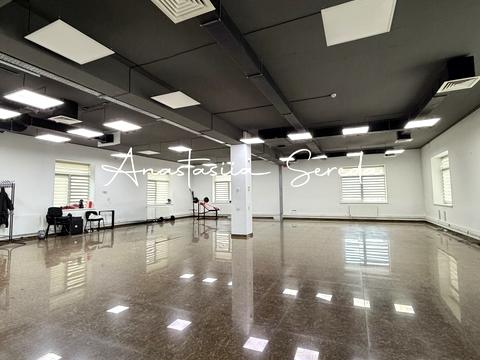 коммерческая по адресу Площа Вокзальна, 2 Н