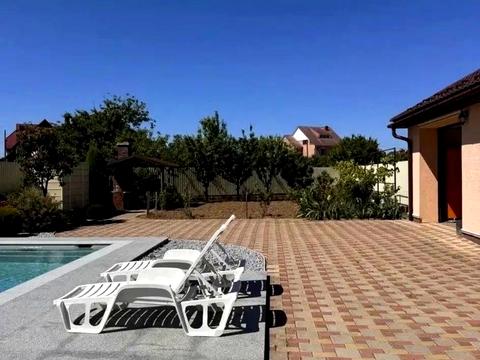 квартира за адресою Залізнична вул., 8