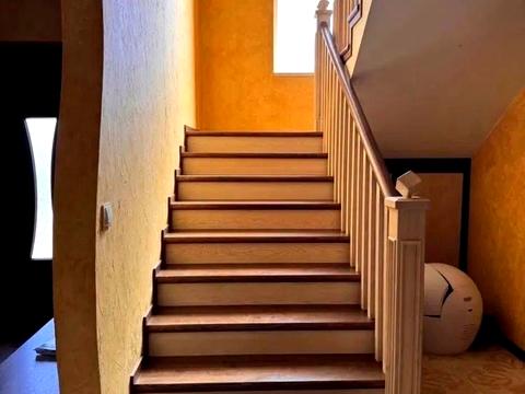 квартира за адресою Залізнична вул., 8