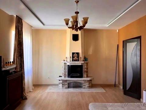 квартира за адресою Залізнична вул., 8