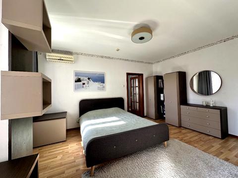 квартира по адресу Почайнинская ул., 25/49