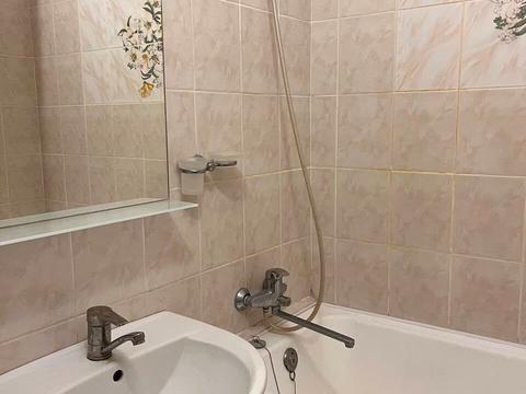 квартира по адресу Академика Глушкова просп., 25