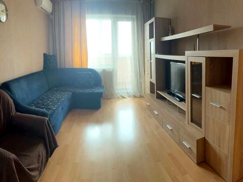 квартира по адресу Академика Глушкова просп., 25