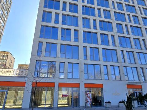 комерційна за адресою Холодильна вул., 67-А