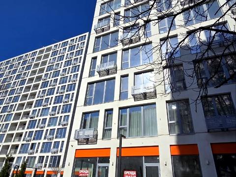 комерційна за адресою Холодильна вул., 67-А