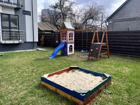 квартира за адресою Лісорубна вул., 4