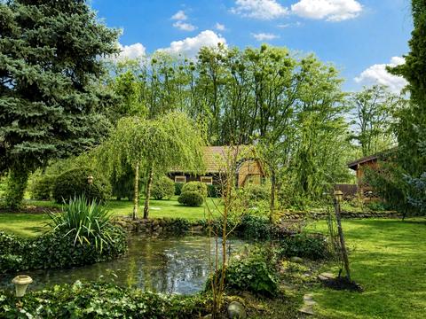 дом по адресу Шкільна