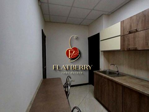 комерційна за адресою Спаська вул., 5