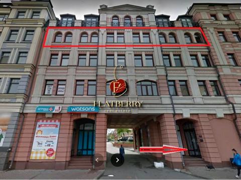 комерційна за адресою Спаська вул., 5