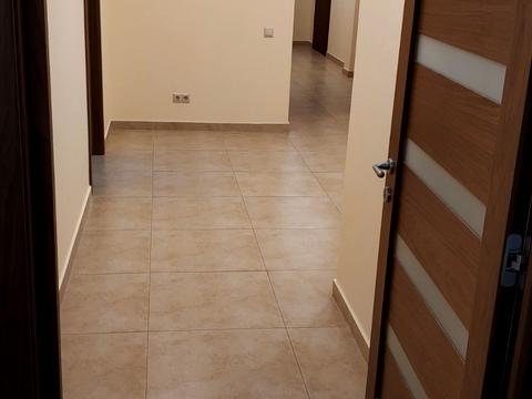 комерційна за адресою Кудрявська вул., 9