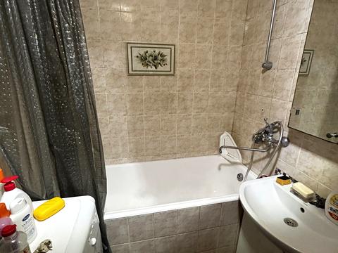 квартира за адресою Здолбунівська вул., 3