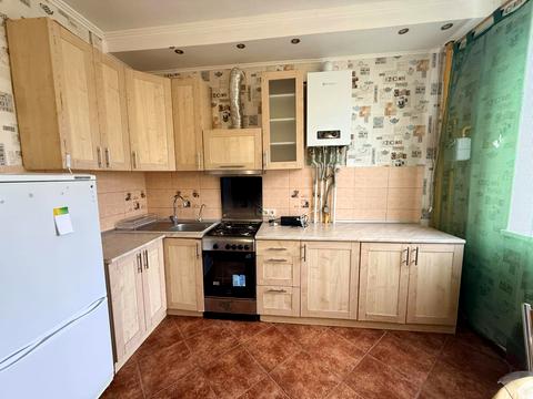 квартира за адресою Миколи Сингаївського вул. (Ново-Оскольська), 1-Л