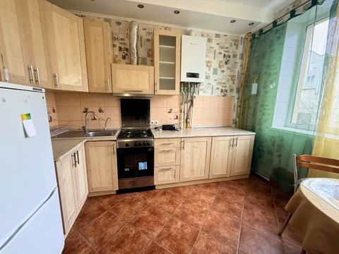 квартира за адресою Миколи Сингаївського вул. (Ново-Оскольська), 1-Л