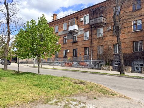 комерційна за адресою Шевченка бульв., 47
