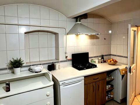 квартира за адресою Чернівці, Головна вул., 120