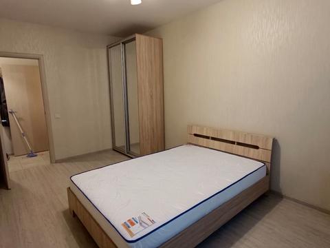 квартира за адресою Михайла Грушевського вул., 30в