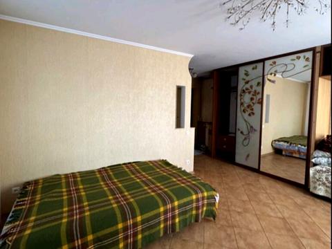 квартира за адресою Миколи Зерова вул. (Пархоменка), 5