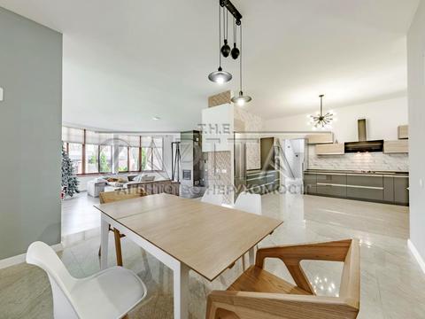 дом по адресу Вишнёвая ул. (Леніна)