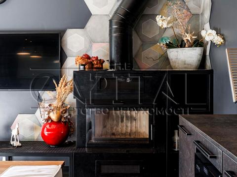 будинок за адресою Лютнева вул., 58