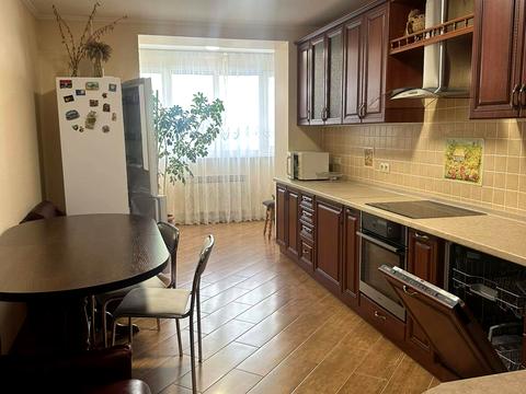 квартира по адресу Миколи Хвильового ул., 3