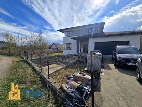 дом по адресу Евгения Гребёнки ул.