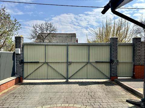 будинок за адресою Садова