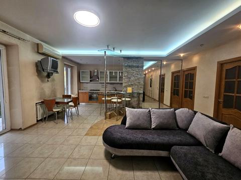 квартира за адресою Дарвіна вул., 1