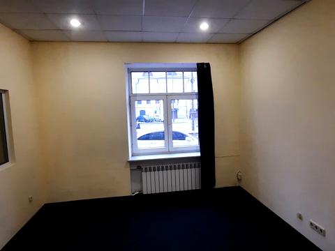 комерційна за адресою Івана Мазепи вул. (Січневого Повстання), 3