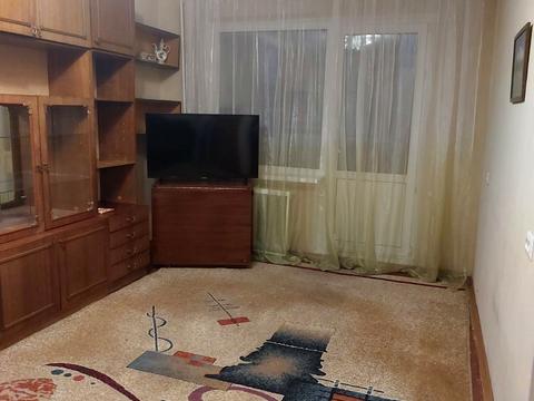 квартира за адресою Космонавта Поповича вул. (Космонавта Волкова), 4