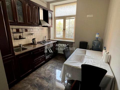 квартира за адресою Круглоуніверситетська вул., 13