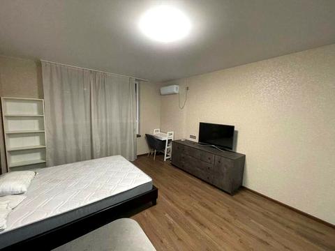 квартира за адресою Миколи Бажана просп., 17-Б