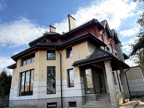 дом по адресу Соловьиная ул.