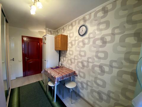 квартира за адресою Салютна вул., 6