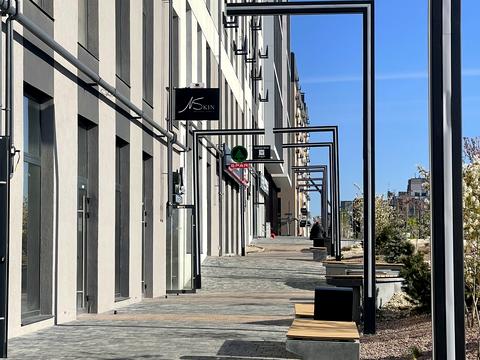 коммерческая по адресу Студентская ул., 24-А