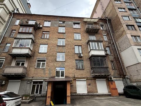 квартира за адресою Золотоустівська вул., 24