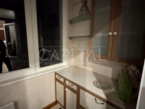 квартира за адресою В'ячеслава Чорновола вул., 2