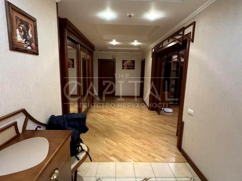 квартира за адресою В'ячеслава Чорновола вул., 2