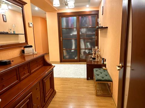 квартира за адресою Степана Бандери пров., 13