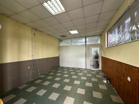 комерційна за адресою Київська вул., 16