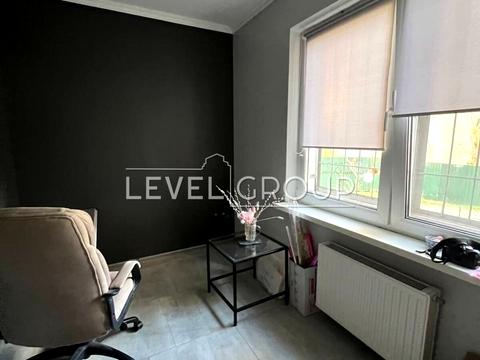 комерційна за адресою Софії Русової вул., 7-Г