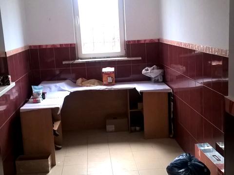 комерційна за адресою Київська вул., 16