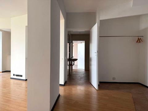 квартира за адресою Старонаводницька вул., 8