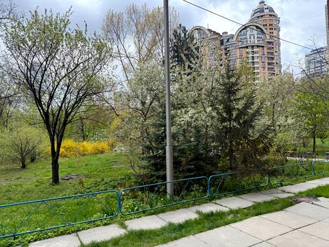 квартира за адресою Старонаводницька вул., 8