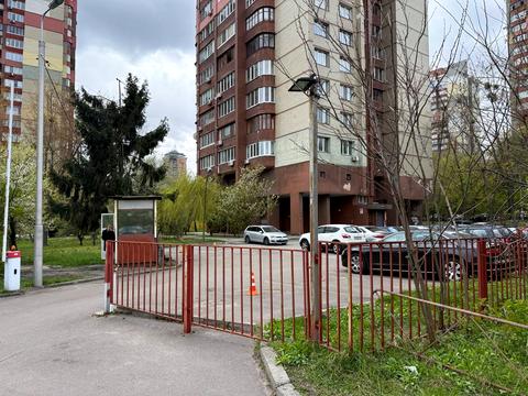 квартира за адресою Старонаводницька вул., 8