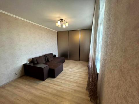 квартира по адресу Академика Глушкова просп., 9-Г